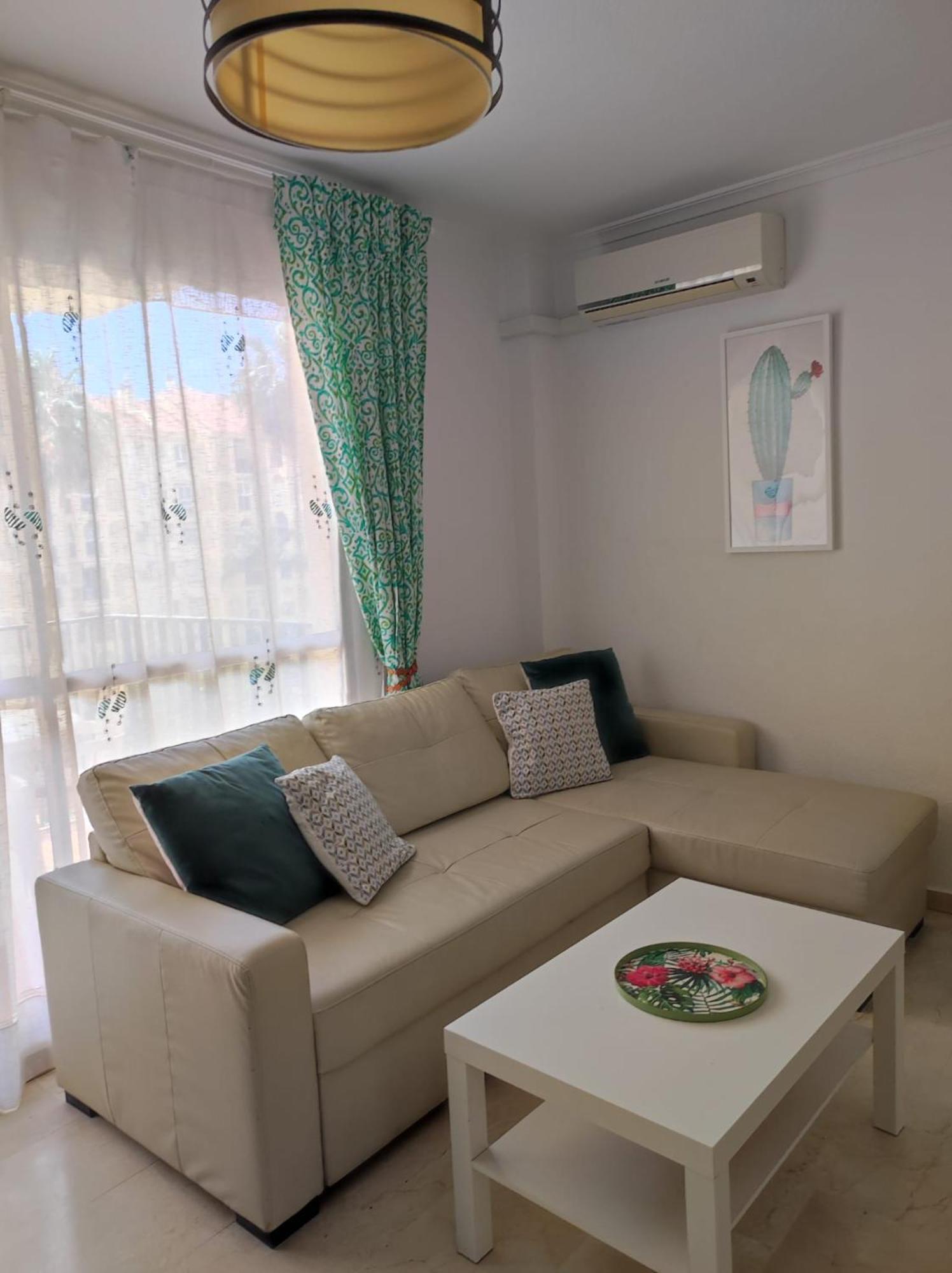 Apartamento Al Lado De La Playa 푸엔히롤라 외부 사진